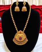 Gold-Finish Kemp Stone Chain & Jhumka Jewellery Set Premium Quality ✨