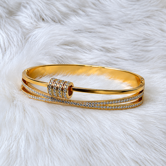 Anti Tarnish Elegant Gold Diamond Cuff AD Stone Bracelet Perfect To Enhance Your Wrist 💞🫰