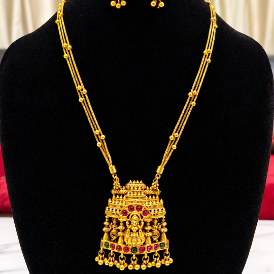 Multi-Strand Long Chain with Lakshmi motif